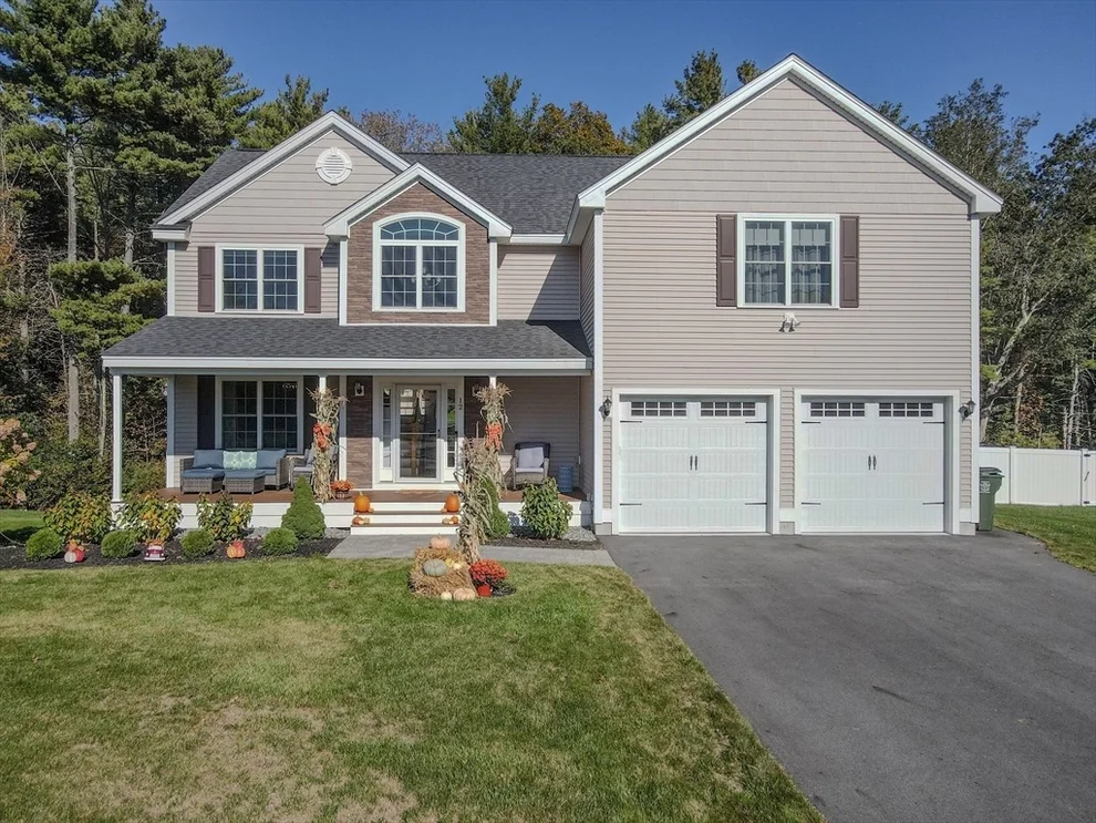Unit for sale at 12 Hayfield Rd, Dracut, MA 01826