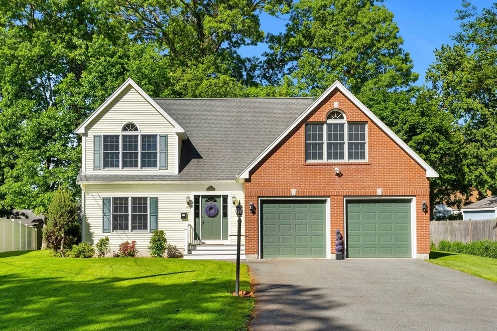 Unit for sale at 95 Maryland Ave, Lowell, MA 01851