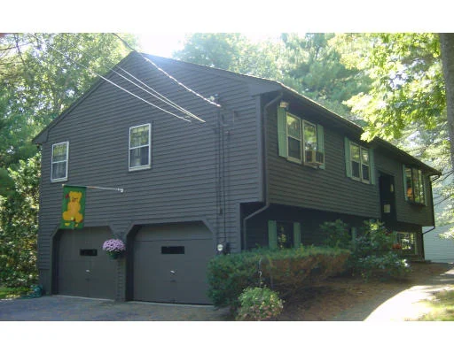 Unit for sale at 3 Oxbow Road, Medfield, MA 02052