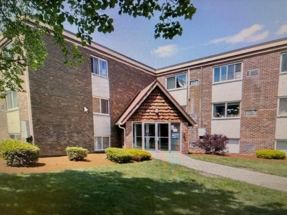 Unit for sale at 7 Weld St, Framingham, MA 01702