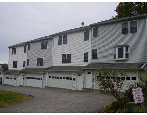 Unit for sale at 7 Princeton St, Worcester, MA 01610