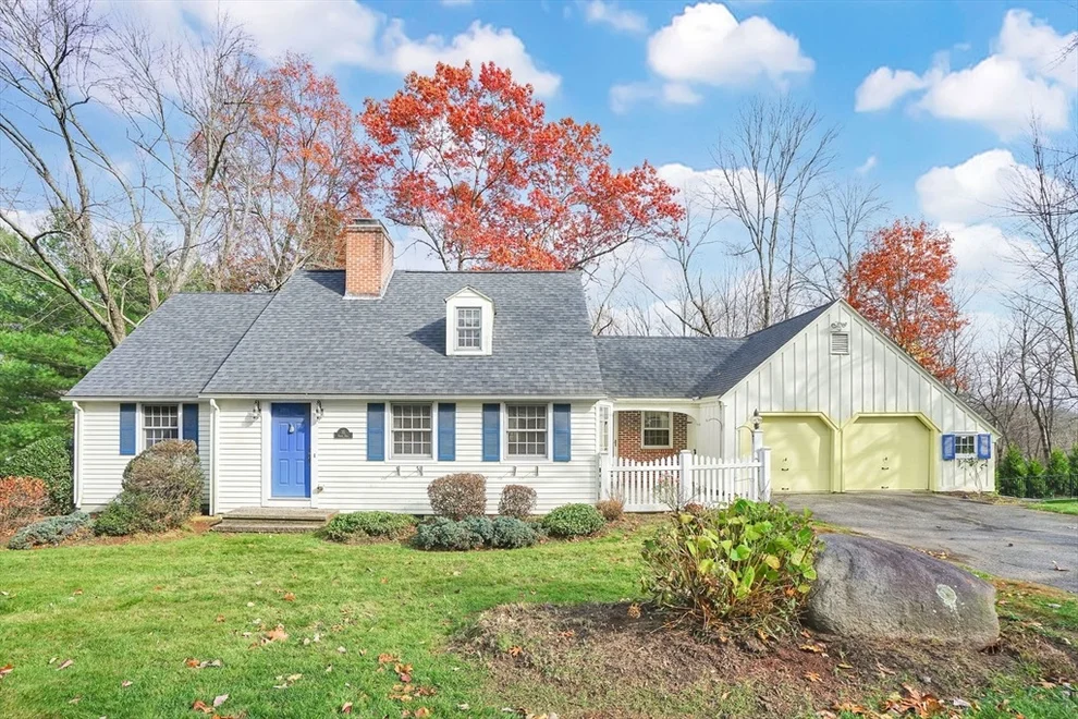 Unit for sale at 35 Birch Hill Rd, Agawam, MA 01001