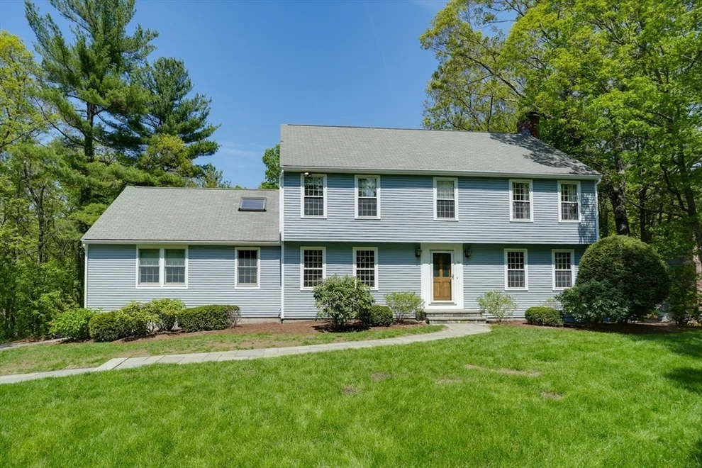 Unit for sale at 16 Brimstone Ln, Sudbury, MA 01776