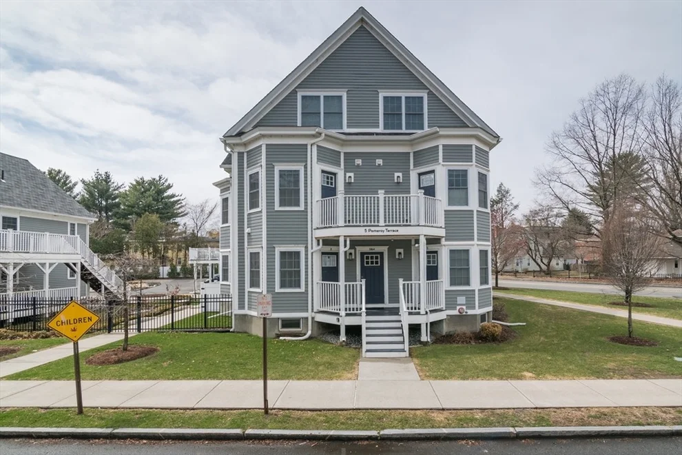 Unit for sale at 5 Pomeroy Ter, Northampton, MA 01060