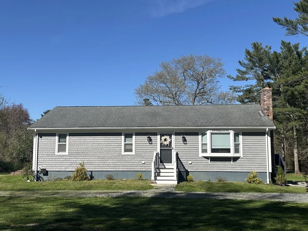 Unit for sale at 231 Mattapoisett Rd, Acushnet, MA 02743