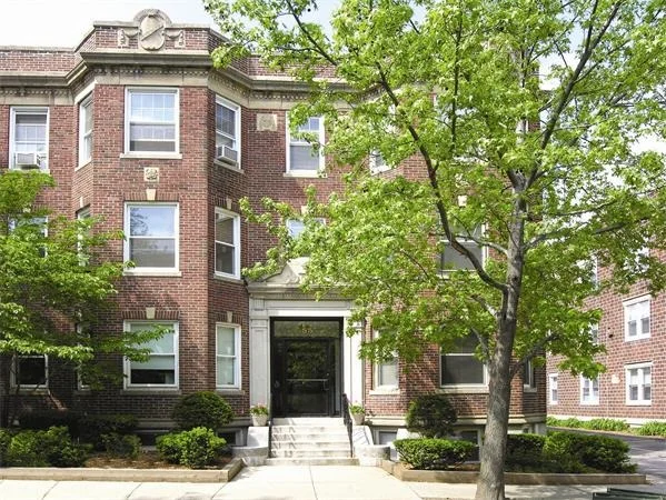 Unit for sale at 55 Thatcher St, Brookline, MA 02446