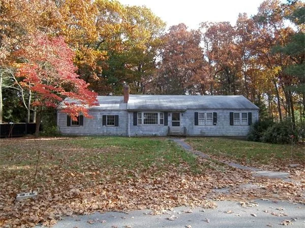 Unit for sale at 4 Blacksmith Rd, Chelmsford, MA 01824