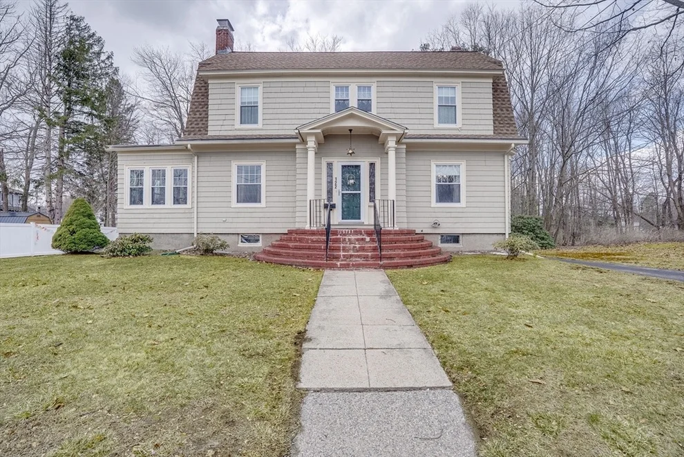Unit for sale at 122 School Street, Winchendon, MA 01475