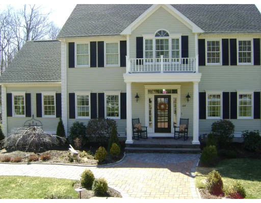 Unit for sale at 164 Marston Rd, Northbridge, MA 01588