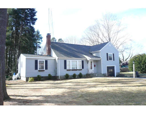 Unit for sale at 12 Dartmouth St, Beverly, MA 01915