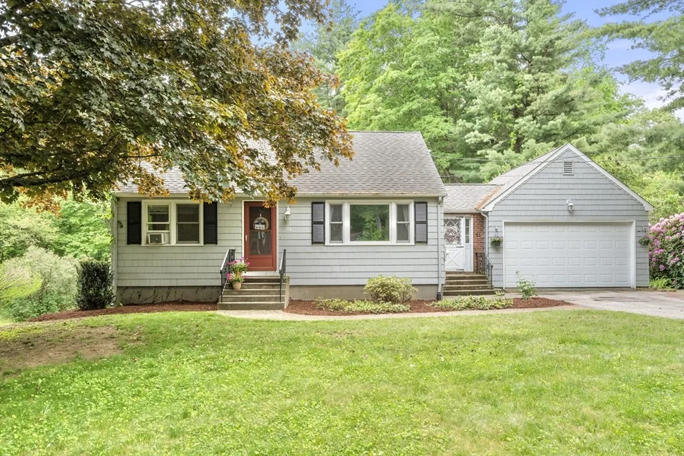 Unit for sale at 21 Grove St, Shrewsbury, MA 01545