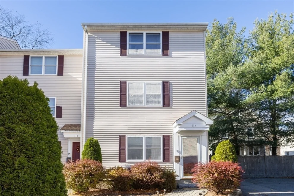 Unit for sale at 11A Endicott, Peabody, MA 01960
