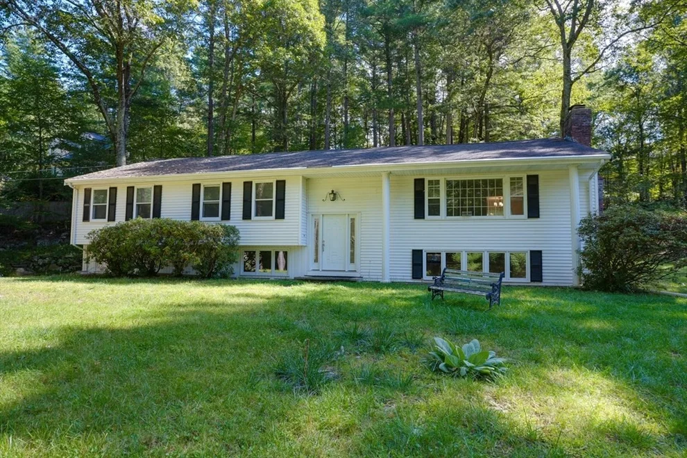 Unit for sale at 560 Old Harvard, Boxborough, MA 01719