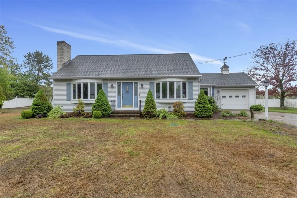 Unit for sale at 46 Giffin Pl, Agawam, MA 01030