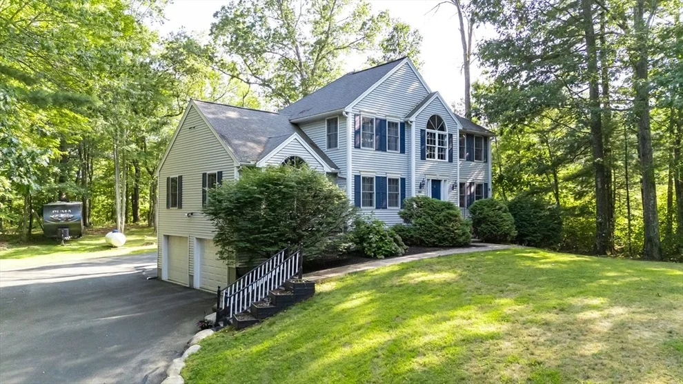 Unit for sale at 460 Methuen Rd, Dracut, MA 01826