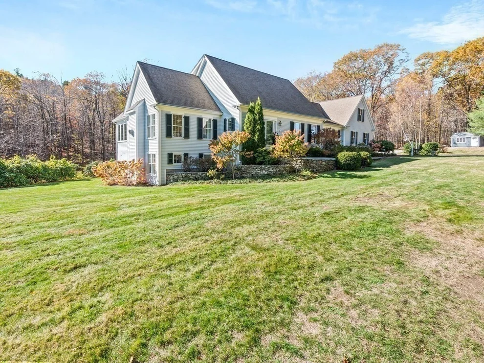 Unit for sale at 46 Pine Hill Rd, Princeton, MA 01541