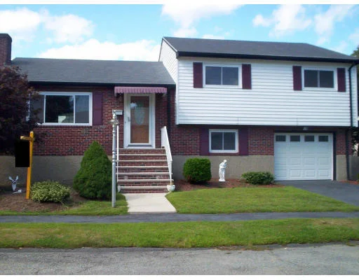 Unit for sale at 13 Kittredge St, Peabody, MA 01960