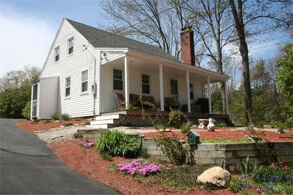 Unit for sale at 9 Pleasant Ct, Oxford, MA 01537