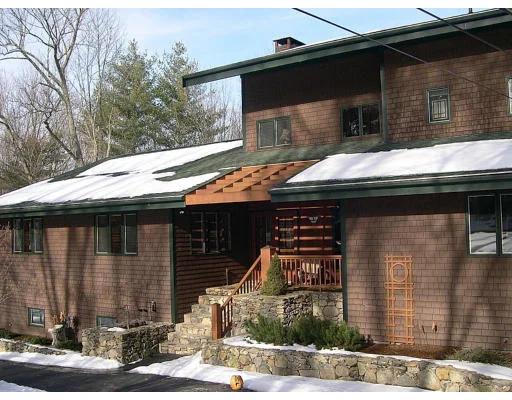 Unit for sale at 3 Bridge Street, Dover, MA 02030