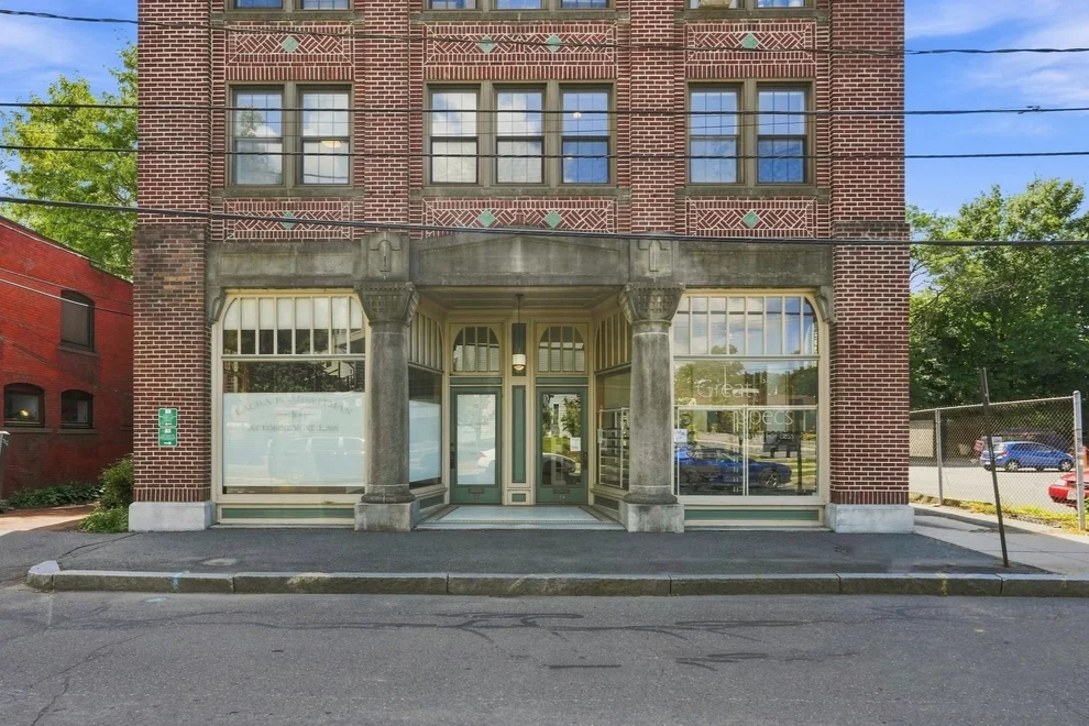 Unit for sale at 17 Hawley St., Northampton, MA 01060