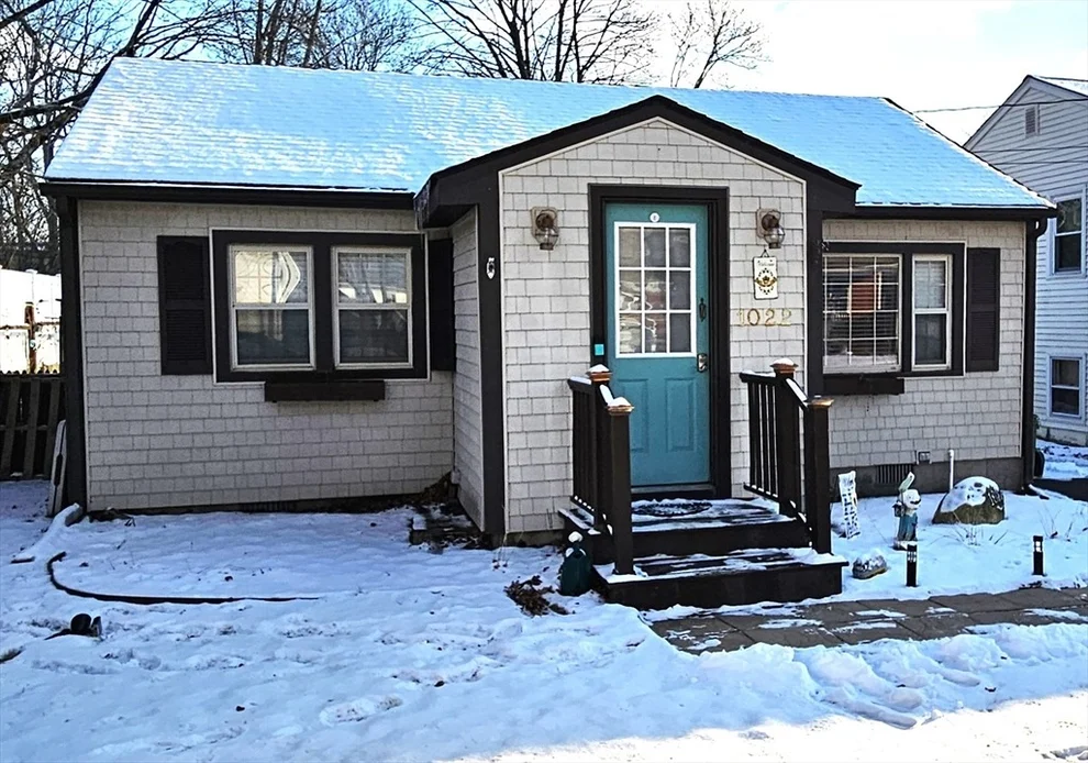 Unit for sale at 1022 Ivers St, New Bedford, MA 02745