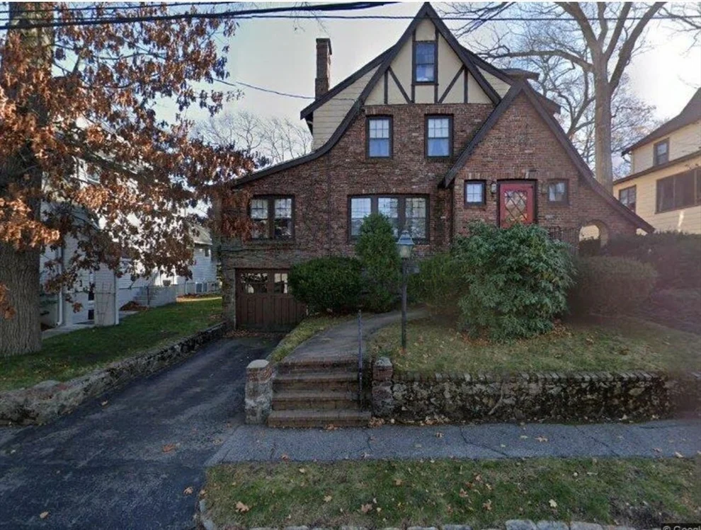 Unit for sale at 36 Kenilworth Rd, Arlington, MA 02476