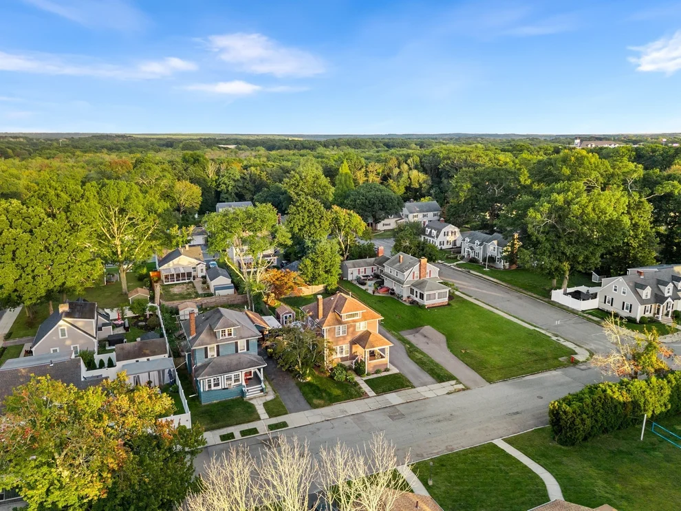Unit for sale at 1021 Ray St, Fall River, MA 02720