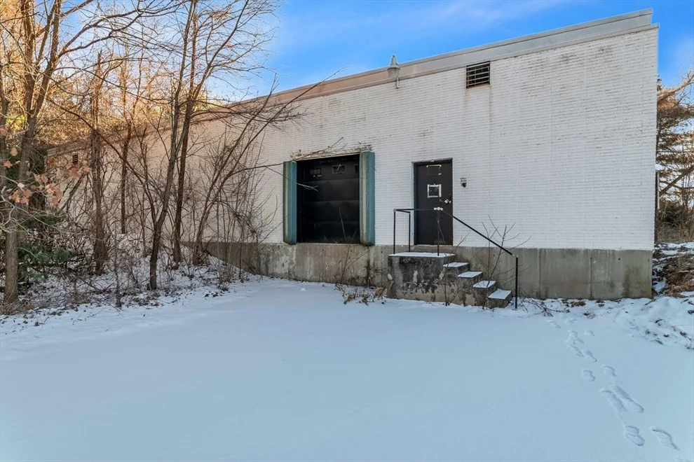 Unit for sale at 151 Palmer Rd, Monson, MA 01057