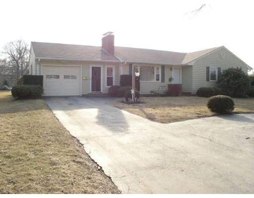 Unit for sale at 14 Mechanic Street, Taunton, MA 02780