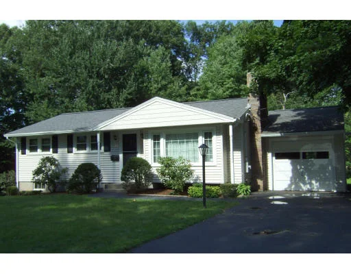 Unit for sale at 30 Scenic Drive, Holden, MA 01520