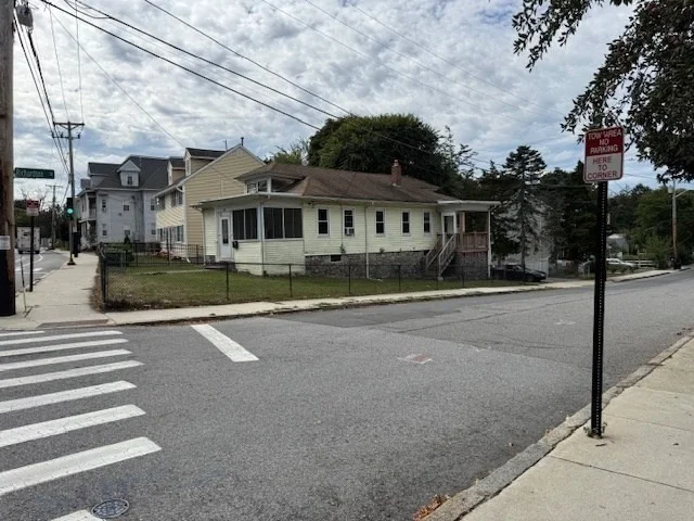 Unit for sale at 972 Bridge, Lowell, MA 01850