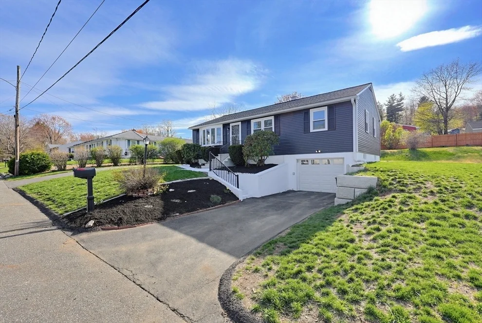 Unit for sale at 24 Cro Shee Ln, Leominster, MA 01453