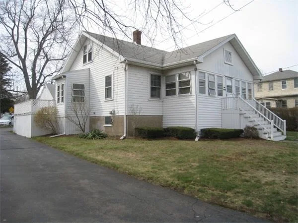 Unit for sale at 389 Hancock St., Braintree, MA 02184