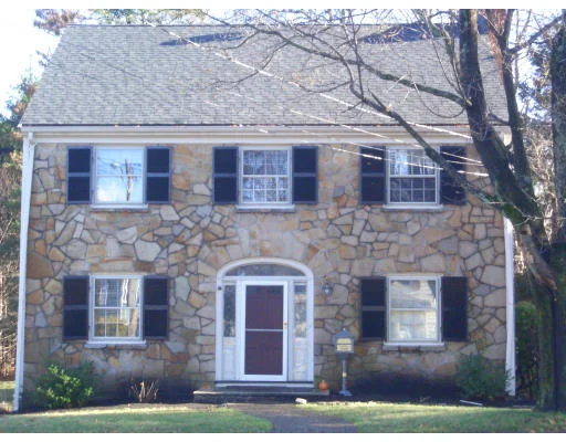 Unit for sale at 380 Central Avenue, Milton, MA 02186
