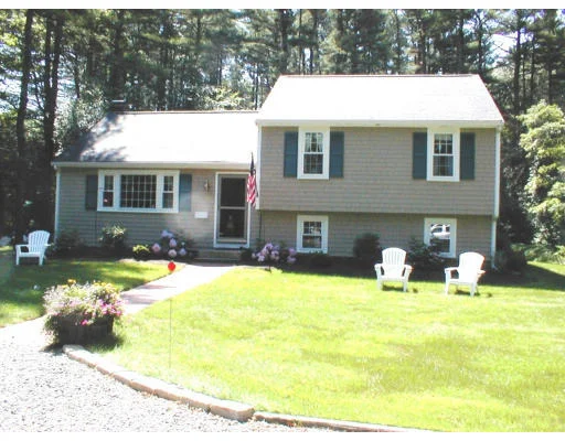Unit for sale at 301 Furnace St, Marshfield, MA 02050