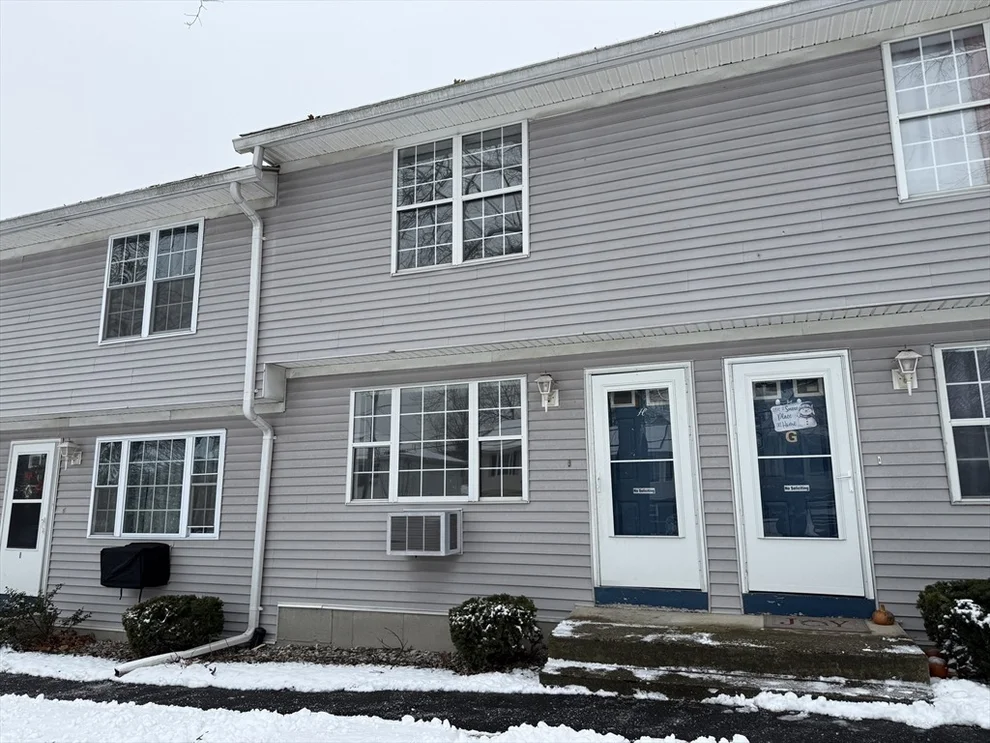 Unit for sale at 189 Essex St, Springfield, MA 01151