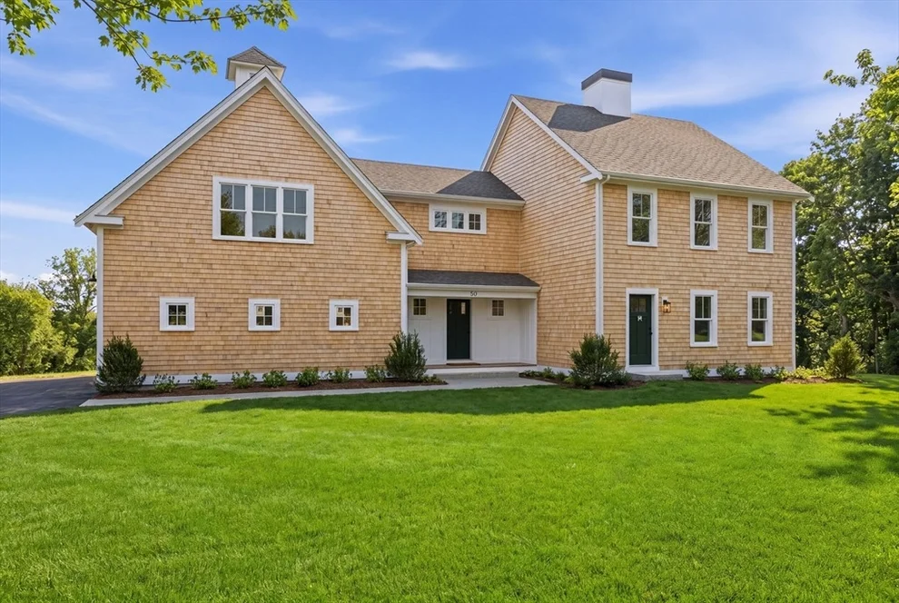 Unit for sale at 50 Chestnut St, Duxbury, MA 02332