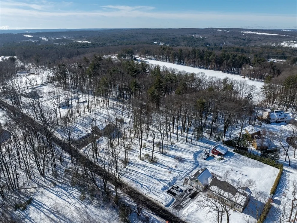 Unit for sale at 82 Dodge Hill Rd, Sutton, MA 01590