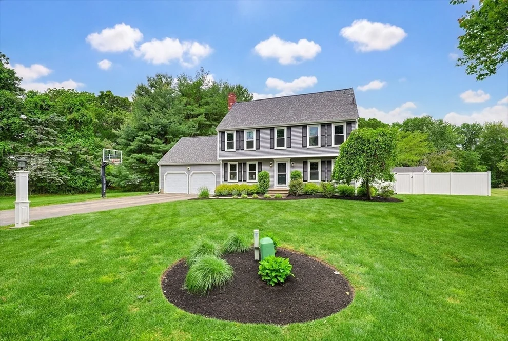 Unit for sale at 22 Diane Dr, Medway, MA 02053