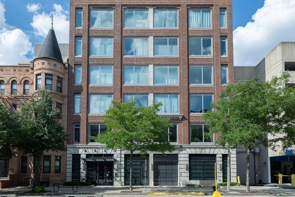 Unit for sale at 43 Westland Ave, Boston, MA 02115