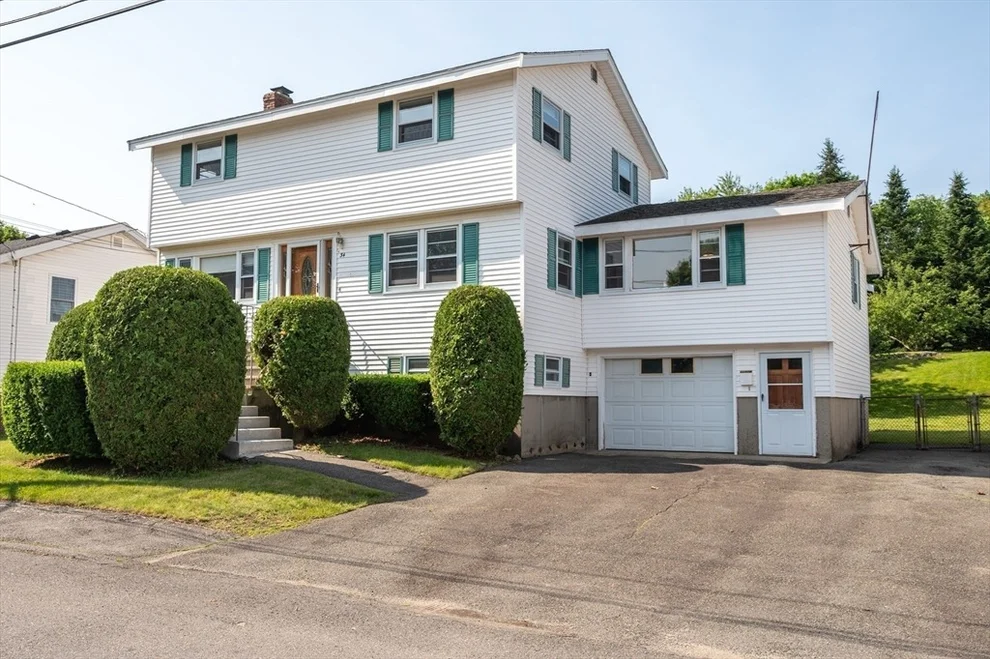 Unit for sale at 34 Buena Vista Ave, Salem, MA 01970