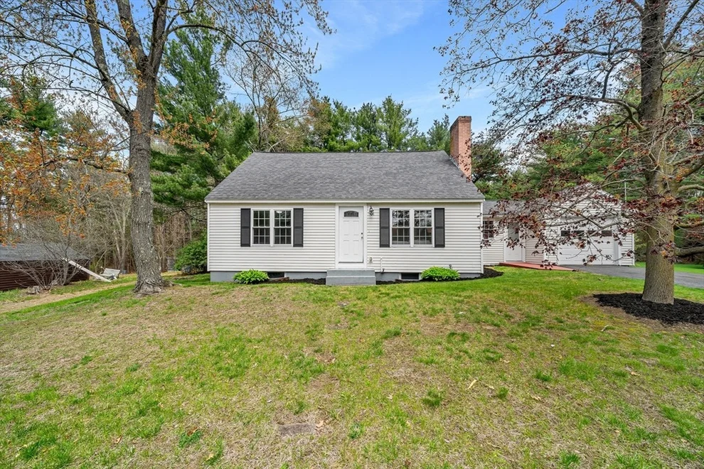 Unit for sale at 42 Lawsbrook Rd, Acton, MA 01720
