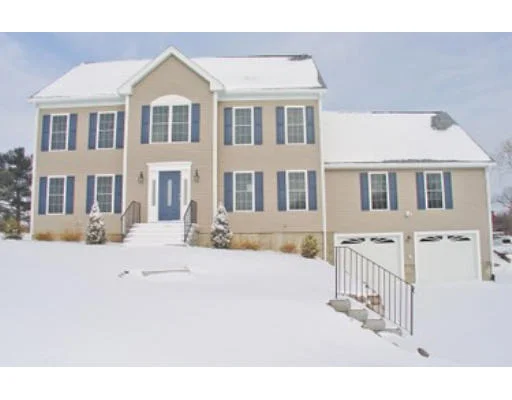 Unit for sale at 2 Arielle Lane, Essex, MA 01929