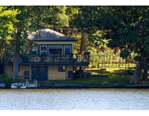 Unit for sale at 28 Lakeside Ave, Hudson, MA 01749