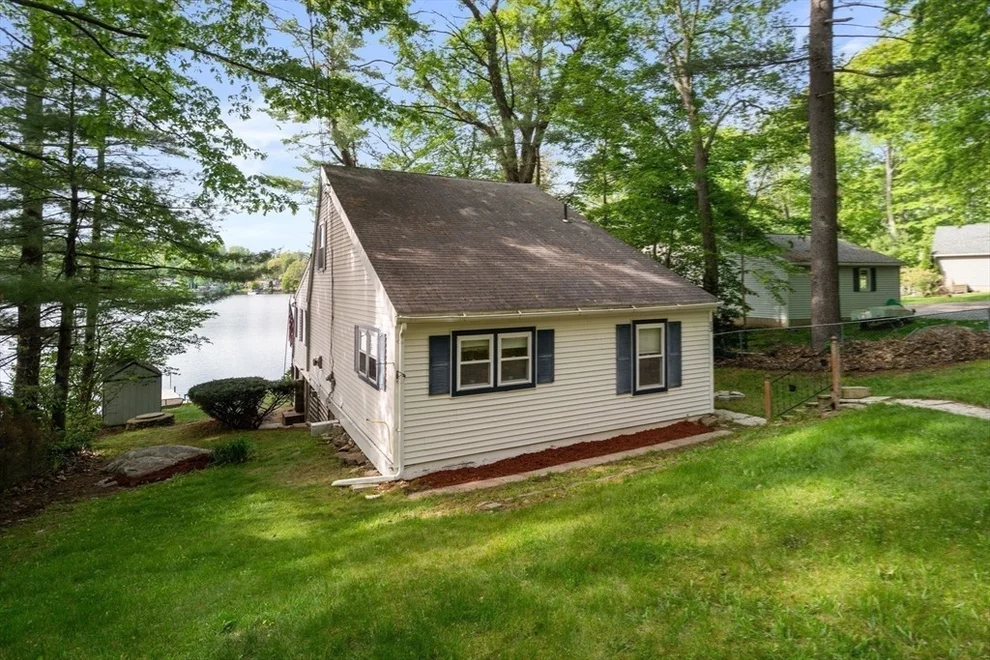 Unit for sale at 53 Oakland Dr, Spencer, MA 01562
