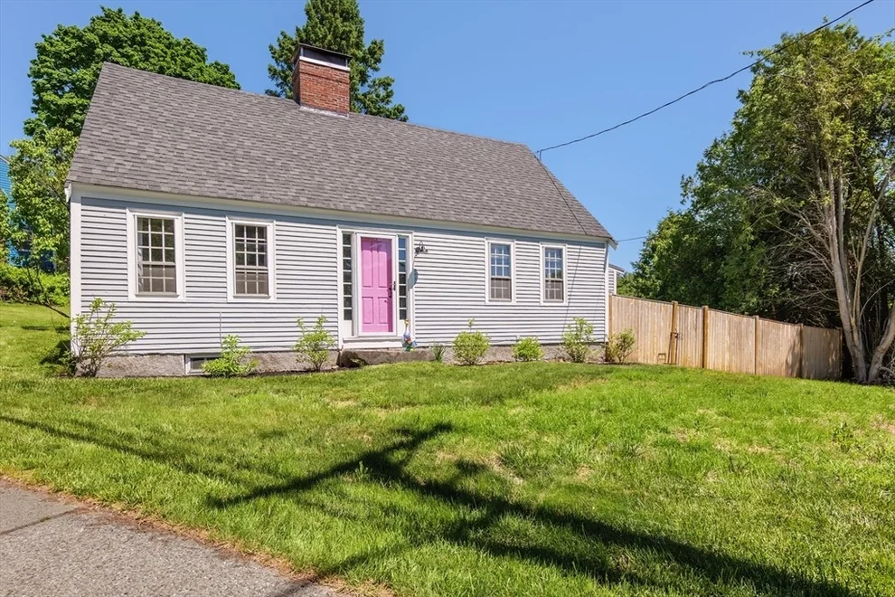 Unit for sale at 129 Whitehall Rd, Amesbury, MA 01913