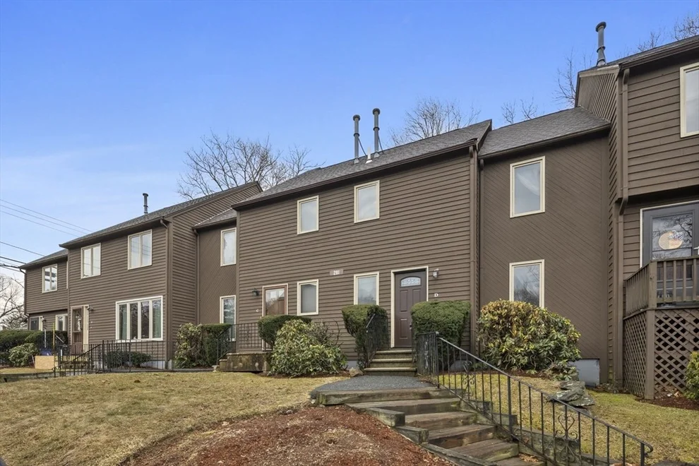 Unit for sale at 281 Boylston St, Lowell, MA 01852