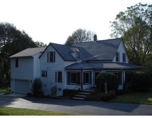Unit for sale at 115 Summer St, Franklin, MA 02038