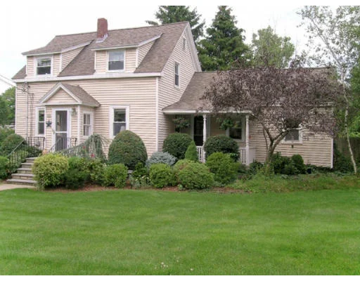 Unit for sale at 35 Saint Mary St, Needham, MA 02494