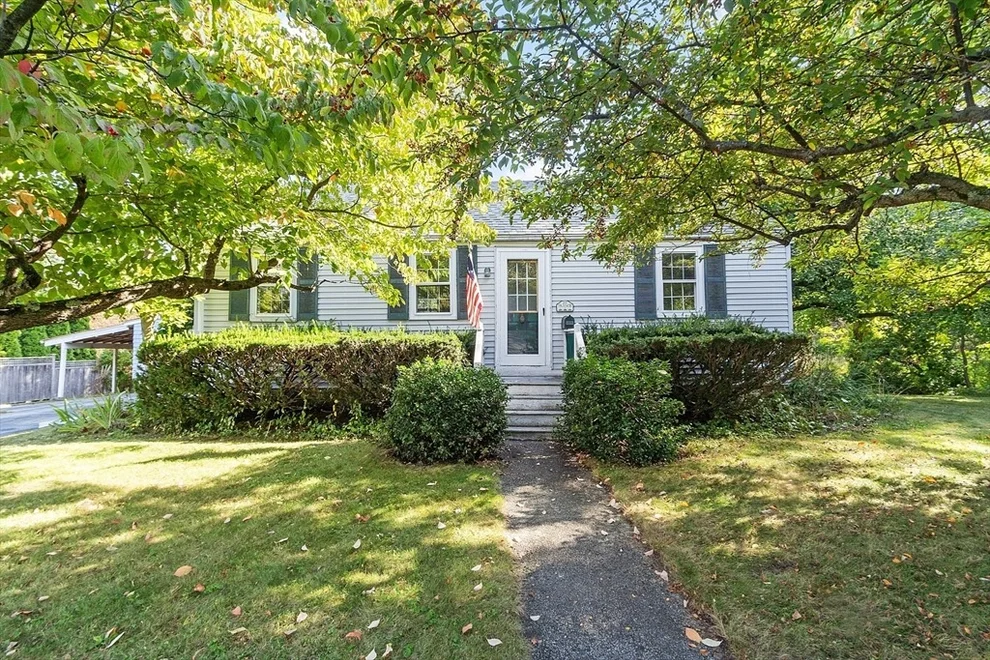 Unit for sale at 20 Francis Ave, Groveland, MA 01834